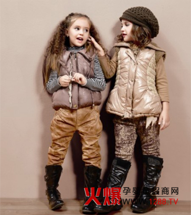 �r���M�A �N����ͯ�b���쳱ͯ