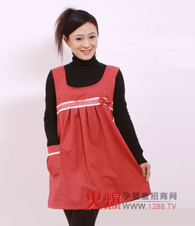 水華青陽(yáng)孕婦裝