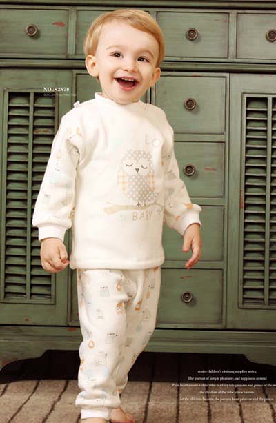 諾比無(wú)扣圓領(lǐng)保暖衣