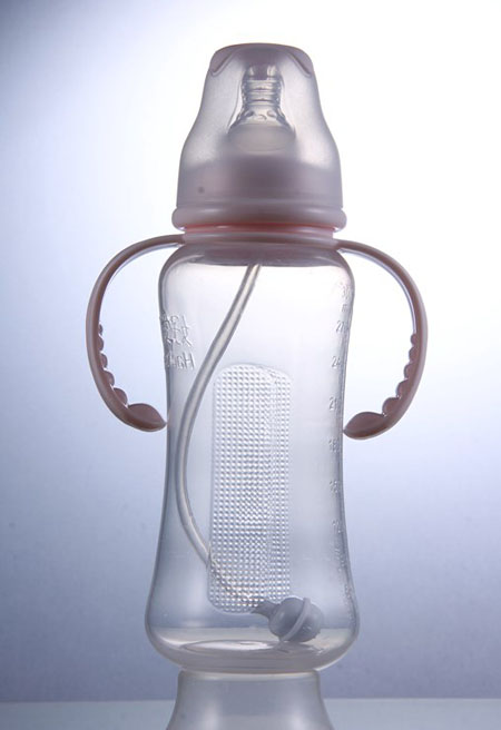 ��������(bi��o)�ڻ���300����PP��ƿ