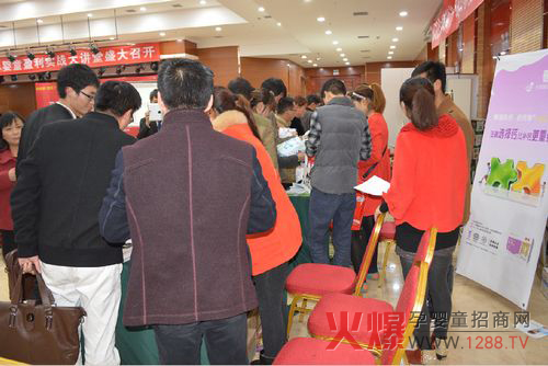 �𱬾W(w��ng)����(zh��n)���v�ú���վ�̼҇L�����^