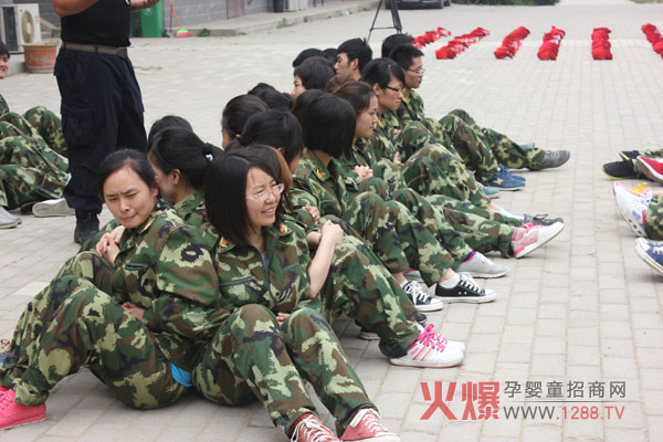 火爆網(wǎng)拓展訓(xùn)練項(xiàng)目--同起同落