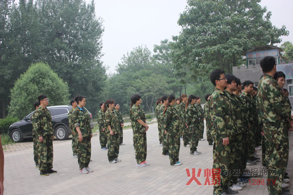 團(tuán)結(jié) 互助 感恩