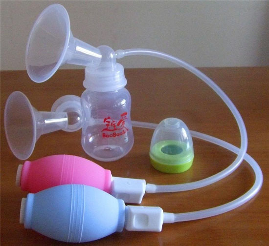 寶寶愛(ài)強(qiáng)力手動(dòng)套裝吸奶器