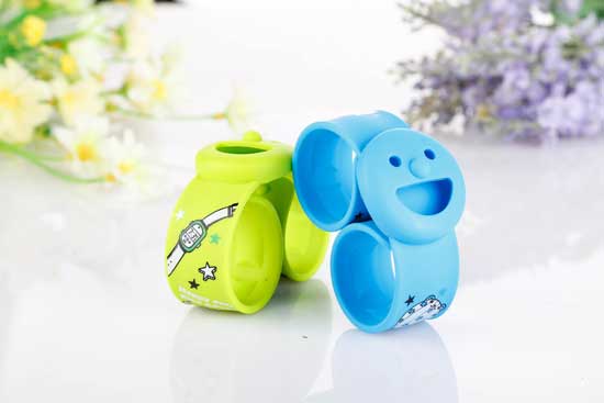 風語笑臉藍綠防蚊手表