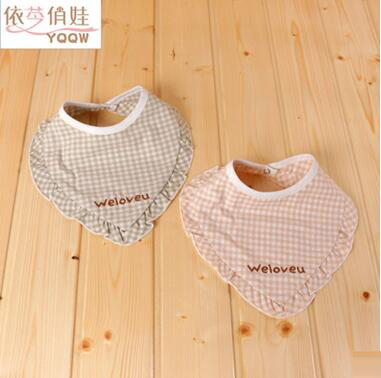 荷葉邊繡花有機(jī)棉彩棉純棉按扣愛(ài)心型yinge三角巾寶寶兒童口水巾