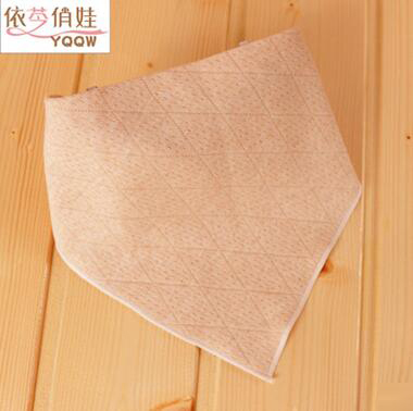 夏款有機(jī)棉彩棉網(wǎng)眼布透氣按扣包邊yinge三角巾寶寶口水巾圍巾