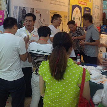 火爆網(wǎng)大講堂29屆訂貨會現(xiàn)場