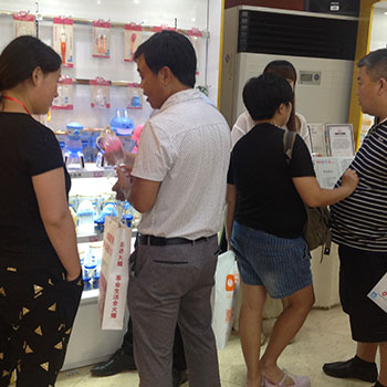 火爆網(wǎng)大講堂29屆訂貨會現(xiàn)場