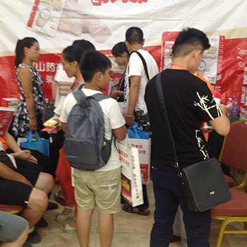 火爆網(wǎng)大講堂29屆訂貨會現(xiàn)場