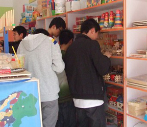 �濨�����`����չʾ02