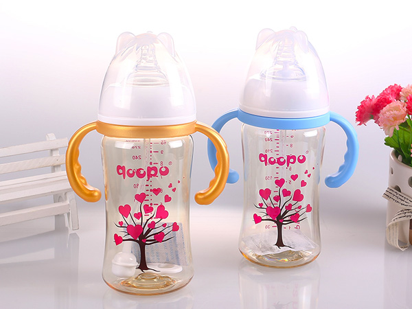qoopo有柄自動(dòng)寬口徑PPSU大奶瓶.jpg qoopo有柄自動(dòng)寬口徑PPSU大奶瓶.jpg