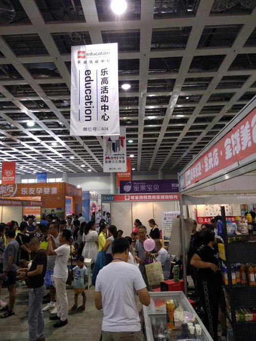 室內(nèi)吊旗廣告.jpg 室內(nèi)吊旗廣告.jpg