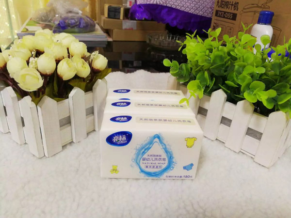 亮標(biāo)嬰兒洗衣皂.jpg 亮標(biāo)嬰兒洗衣皂.jpg