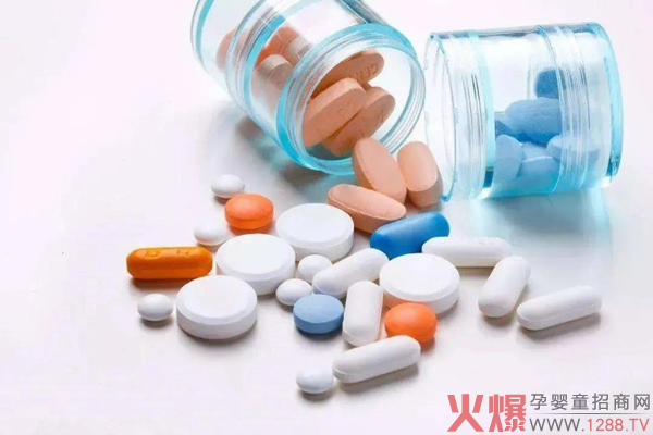 Louver�R���m������؛|�^(gu��)�꺦�º��ӷeʳ���W(xu��)��(hu��)�@�����p�ɑ�(y��ng)��(du��)