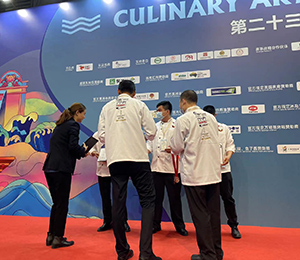  չ�������D4