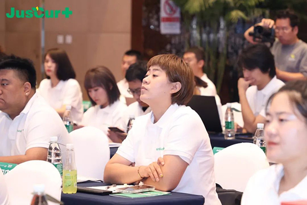 杰西佳自然營養(yǎng)星空之約暨新品發(fā)布會10.jpg 杰西佳自然營養(yǎng)星空之約暨新品發(fā)布會10.jpg