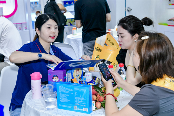 展會(huì)現(xiàn)場(chǎng).jpg 展會(huì)現(xiàn)場(chǎng).jpg