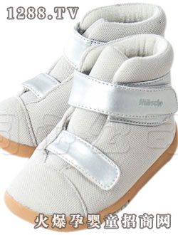 �ݲ���06����ԋ�ͯЬ���\��ɫ17�a��