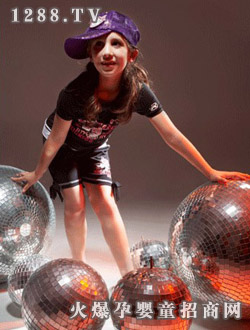 С�����2010����ϵ���ĺ�ɫ���e