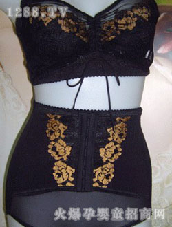 ��һ�c�����̓�(n��i)�ºڽ�