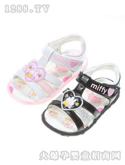 ͯԒ����(gu��)��ɫŮ���r(sh��)�Л�Ь