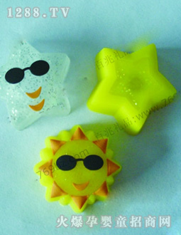 ����PVC̫�(y��ng)Ь��