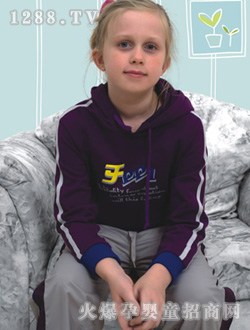 ؐؐ������ɫ���e����