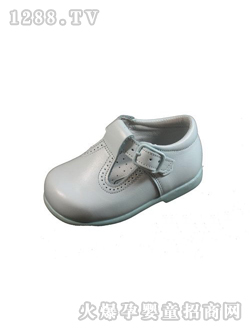 ���ǰ�ɫyingeЬ