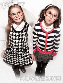 ���΃�Ů�b