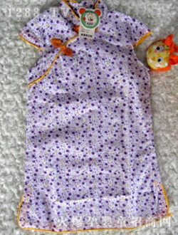 ��ͯ�{��ɫ����