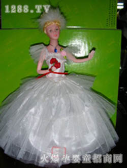 ϲ֮����ɫ��ȹ����