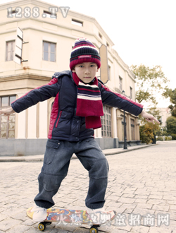 С��������{(l��n)ɫ����