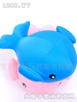 ���Eë�q����������~