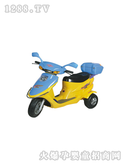 �������Ӻ��AŮʿ̤��܇