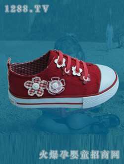 ���ټtɫ��Ь