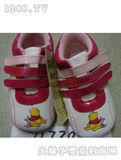 麗嬰房白色粉帶yinge鞋