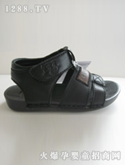 ��؈֮����ɫyinge��Ь