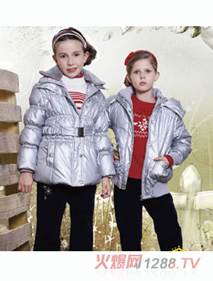 ��(��i)�ɿɐ�(��i)�yɫ��