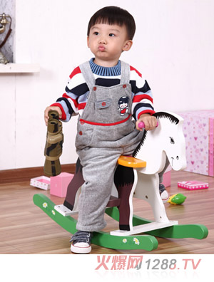 ����̫�ɻ�ɫ����ѝ