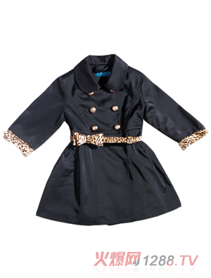 CEŮ���r(sh��)�к�ɫ�L(f��ng)��