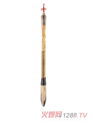 三春暉大吉大利毛筆