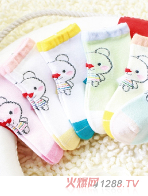 ��ɫС�~(y��)�����ދ�ͯ�m��0--1�q��