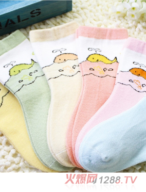 ��ɫС�~(y��)�����ދ�ͯ�m��3--5�q��