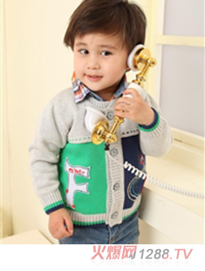 �ҁ���F353����ǰ�_(k��i)�~������n��ͯ�bС��܇(ch��)�ɐ�(��i)�ٴ���ͯ��������