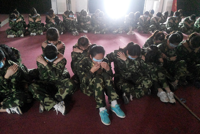 火爆網(wǎng)絡(luò)拓展訓(xùn)練之“坎坷人生路”