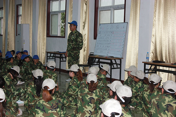 火爆網(wǎng)絡(luò)拓展訓(xùn)練之“七巧板”