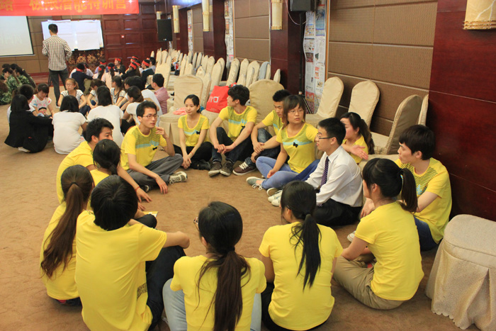 超人之路極限潛能特訓(xùn)營(yíng)之風(fēng)雨同舟