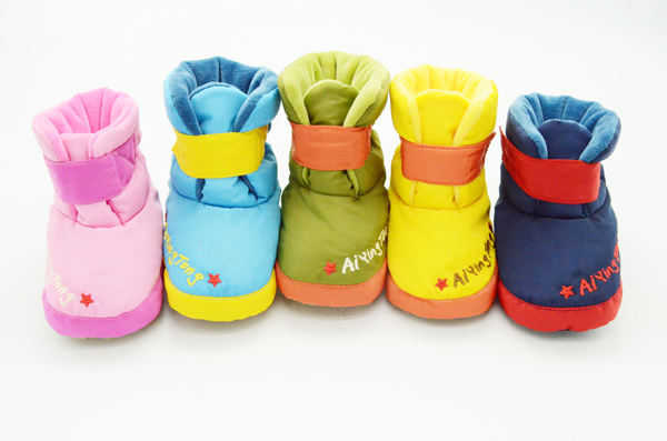  �ۋ�ͯ��ˮ��Ͳ�ӽq��ůЬѩ��ѥ��ĸ�D��