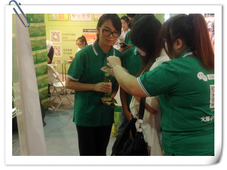 ���Ћ�ͯ��18�þ���չ���(d��ng)�F(xi��n)��(ch��ng)